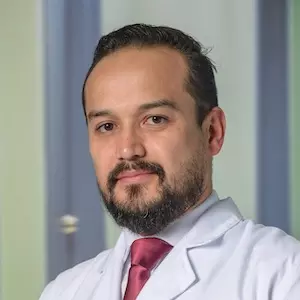 Dr. Allan Robles C. - Especialista en Urgencias Médicas y Quirúrgicas - Hospital Clínica Bíblica