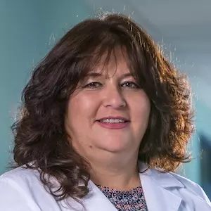 Dra. Xinia Villalobos C. - Especialista en Urgencias Médicas y Quirúrgicas - Hospital Clínica Bíblica